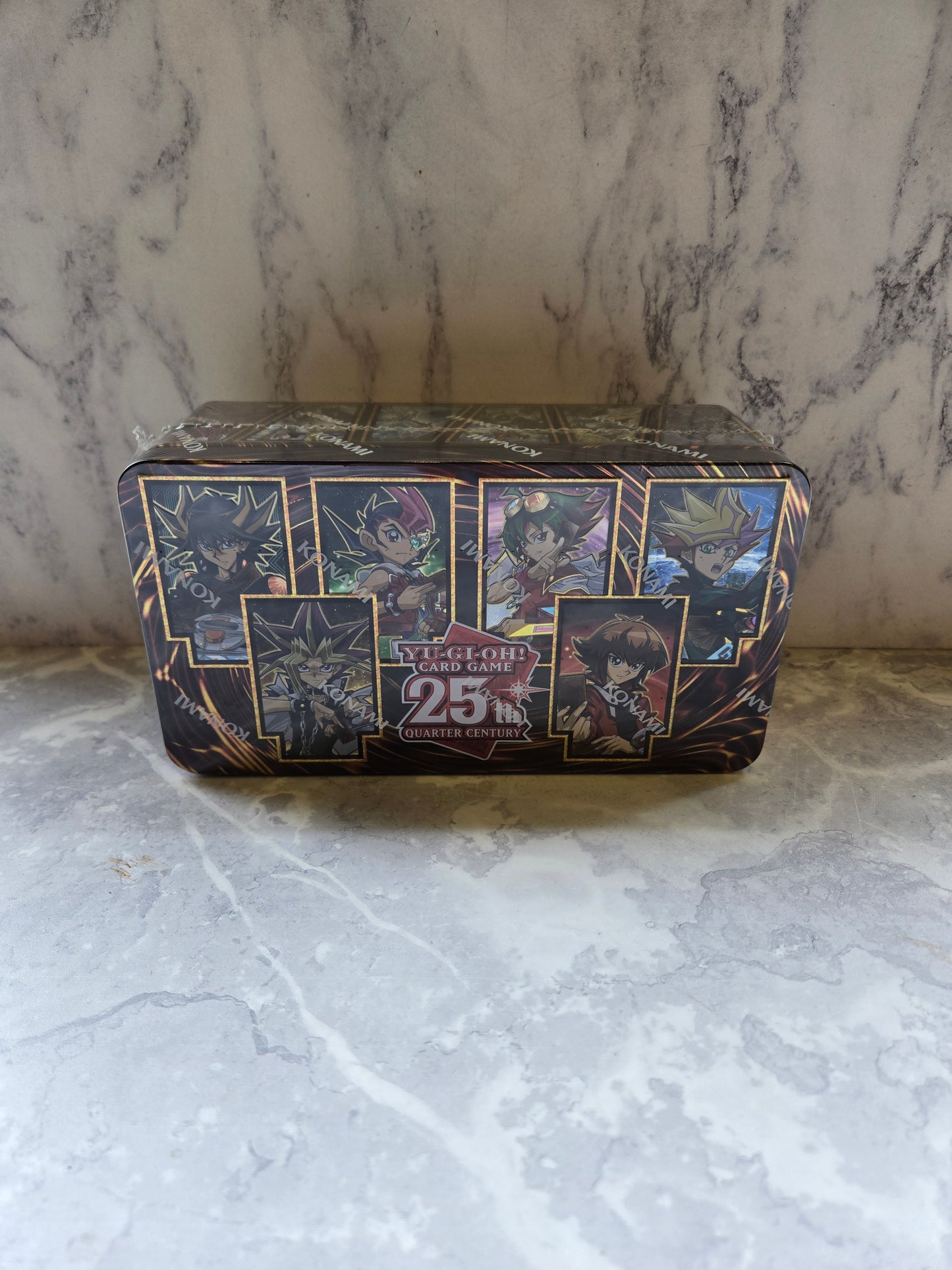 Yu-Gi-Oh - Duelling Heroes 25th Anniversary Tin